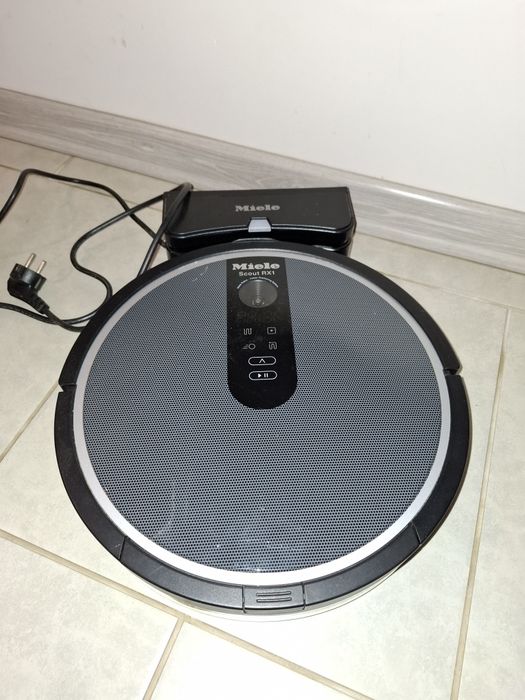 Робот пылесос Miele на разборку