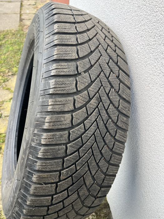 Opona 235/65/17 Bridgestone Blizzak LM005