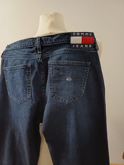 Spodnie damskie granatowy jeans Tommy Hilfiger rozm M.