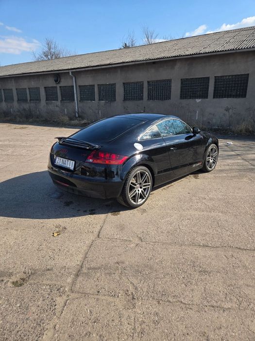 Audi TT Coupé Audi TT 270 km , 2 kpl nowych opon , Doinwestowana bez wkładu .