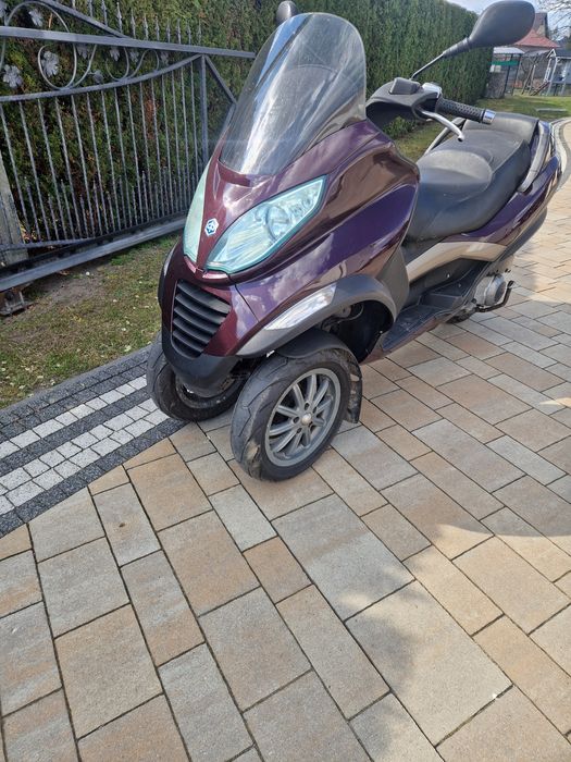 Sprzedam skuter Piaggio mp3 125 cm3