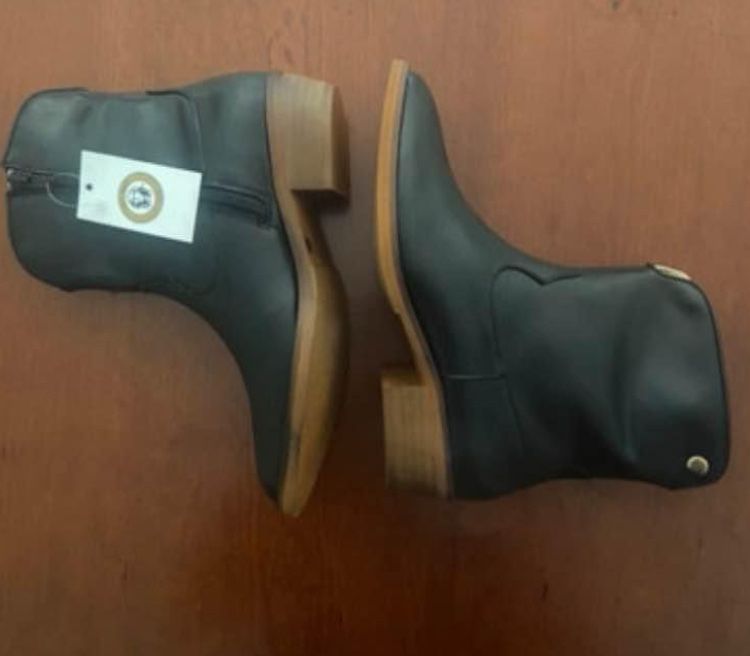 Botas pretas a estrear da Hupashoes T. 37