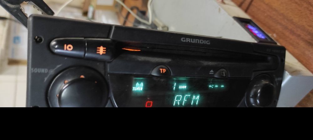 Auto radio Grundig sistema RDS