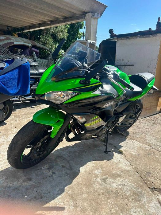 Kawasaki Ninja 650 KRT