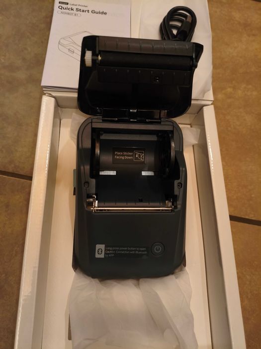 Mobilna drukarka etykiet termicznych NIMBOT B1