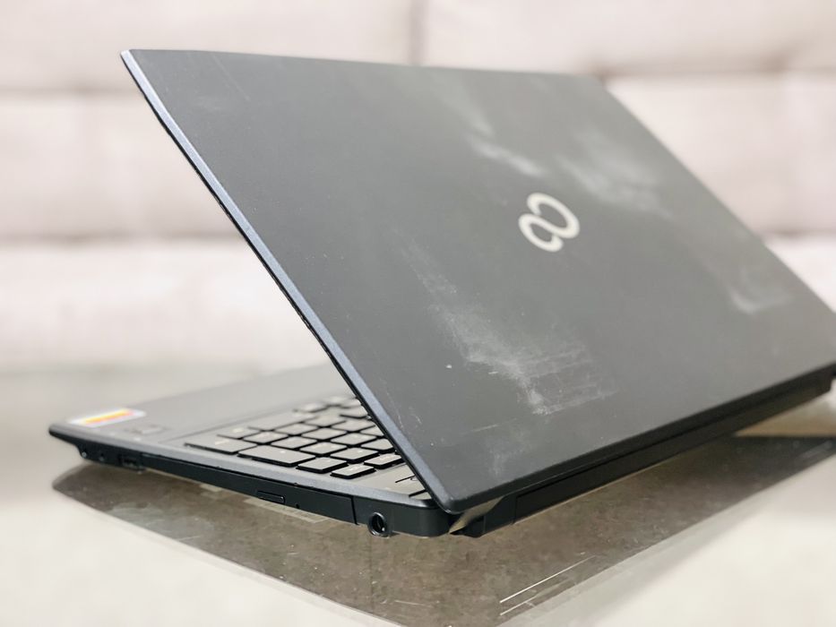 Fujitsu A514/ i3-4005U/1.7 GHz/8 ГБ/HDD 200/HD Graphics