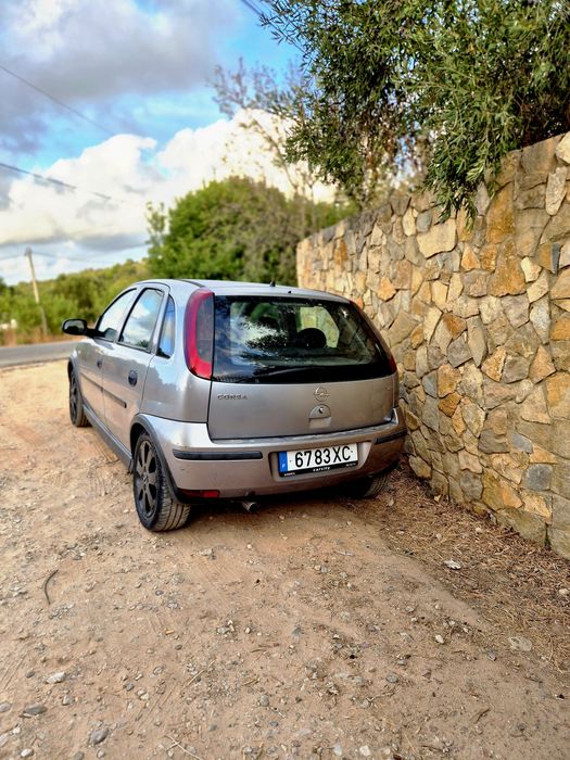 Opel Corsa 1.2 – 2004 | Revisado | IUC e Inspeção pagos