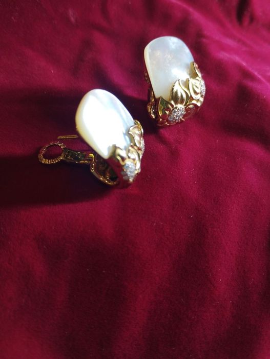 Серьги  Magerit золото 750 проба