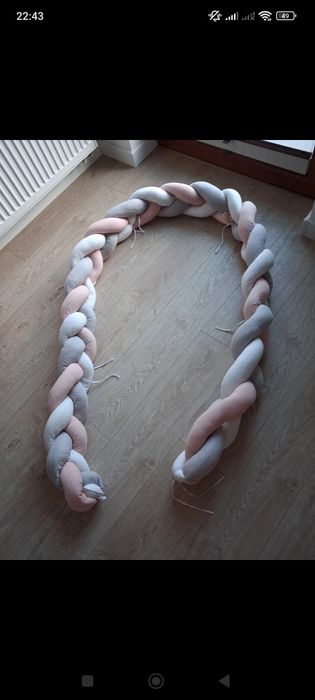 Sprzedam warkocz/ ochraniacz do łóżeczka na szczebelki
