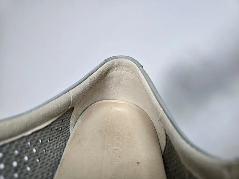 Buty Ecco rozm. 39 skórzane sneakersy