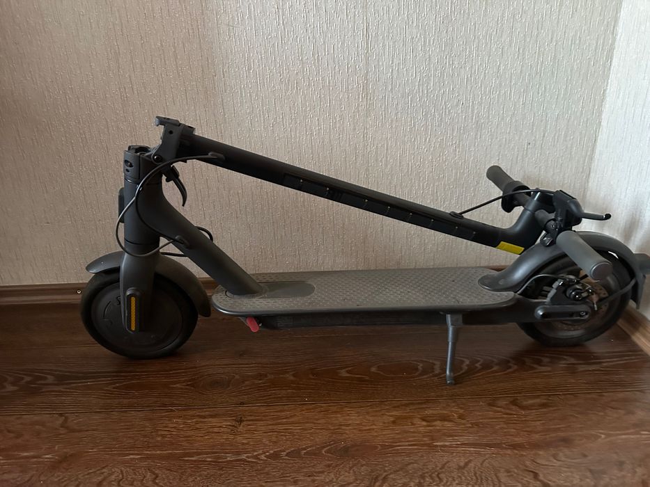 Mi electric scooter m365