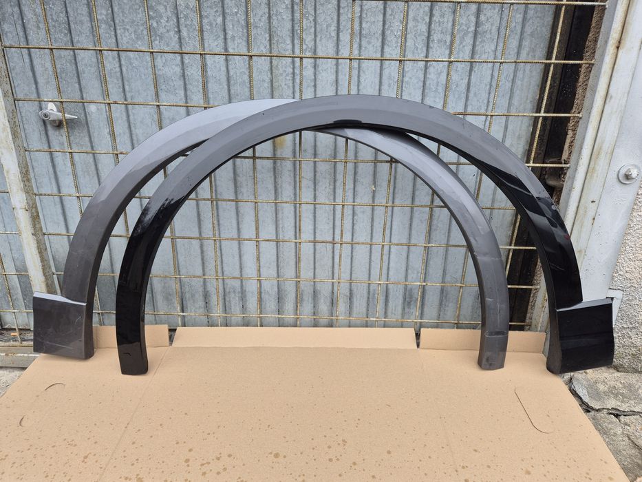 Накладка арка крила audi Q8 4M8. Молдинг ауди Ку8.