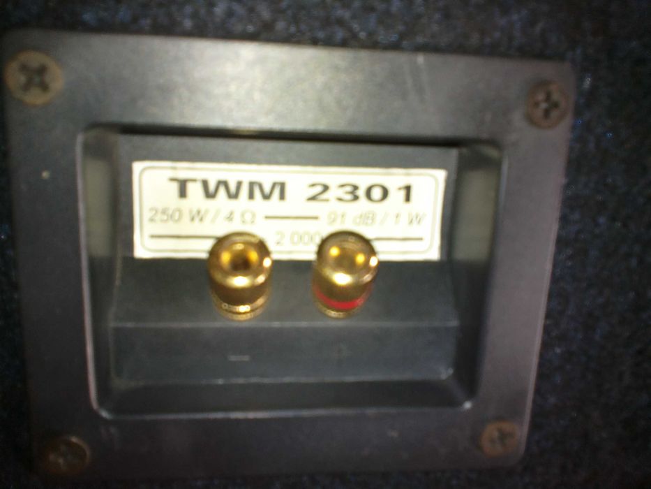 TONSIL Tuba Subwoofer TWM 2301. 250W do auta