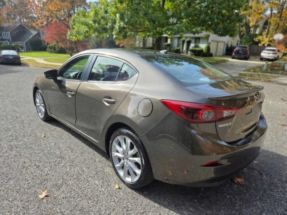 Mazda 3 s Touring      2014