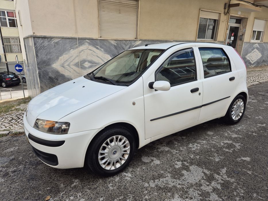 Punto 1.2 80cv ano 2001  com A/C