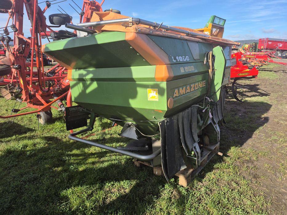 Rozsiewacz amazone talerzowy 3000L