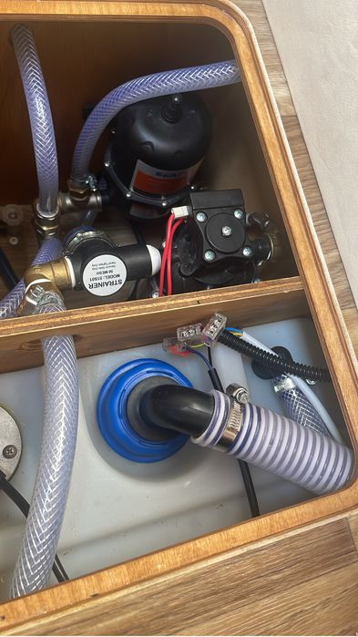 Модуль кемпер на пікап