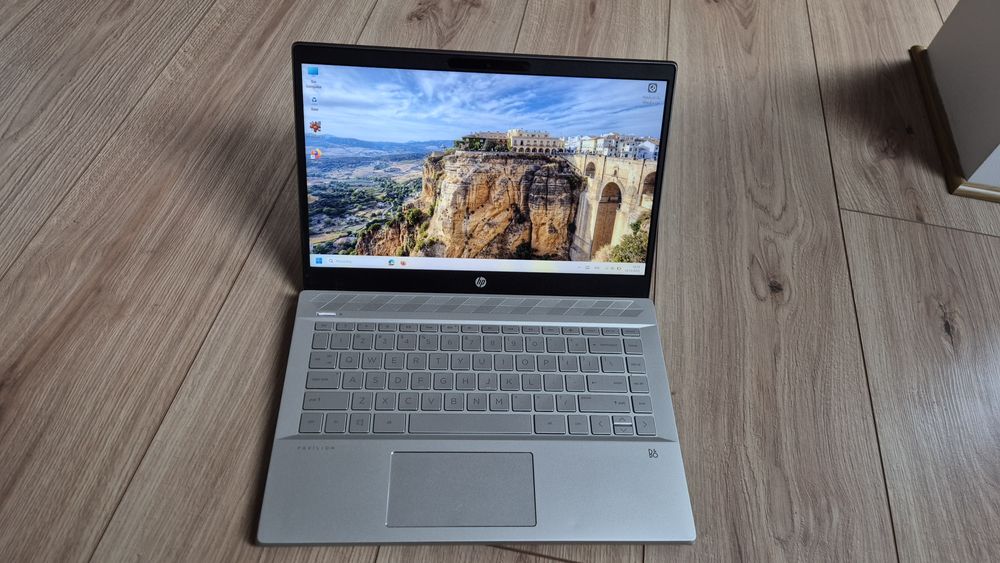 Laptop HP Pavilion 14-ce0634nd i3 8GB RAM 2xSSD WIN 11