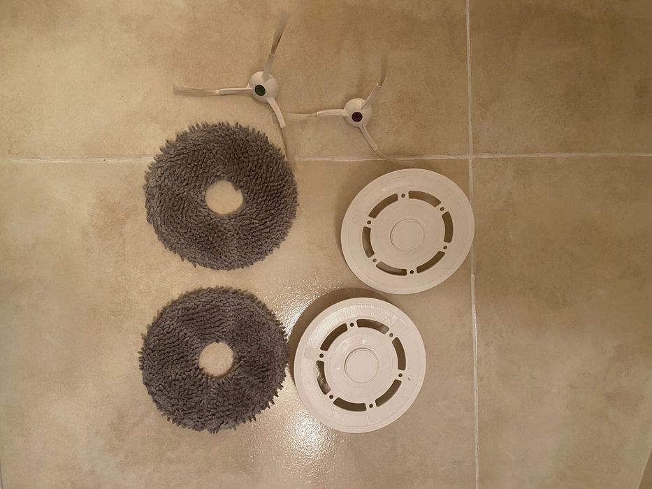 Миючий робот - пилосос