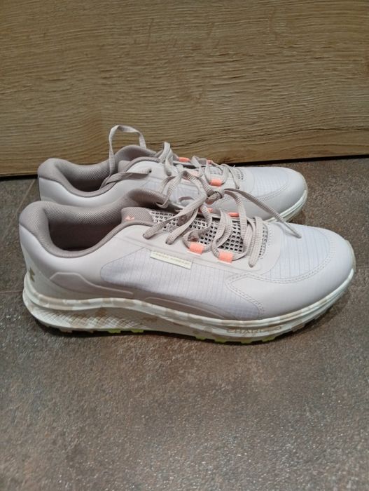 Damskie buty do biegania Under Armour UA W Charged Bandit Tr 3 rozmiar 43 szare