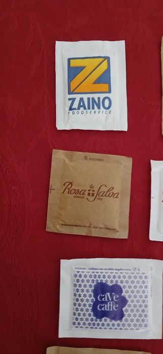 Pacotes de Açúcar, italianos, novos