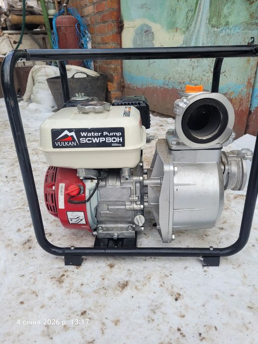 Продам помпу з двигуном Honda GX 160