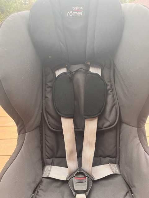 Fotelik Britax Romer Max-Way 9-25kg RWF tyłem do kierunku jazdy