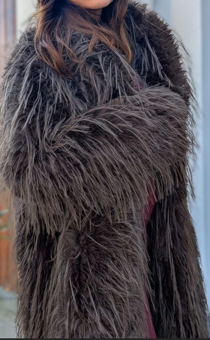 Sztuczne futro długie lama ciemny brąz do 120 w biuście rozmiar uniwer
