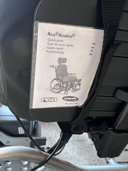 Інвалідний електричний візок Invacare Rea