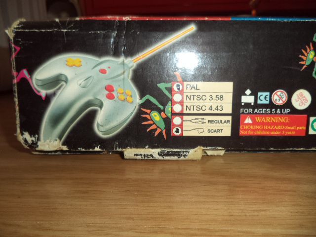 Consola de jogos MEGA GUN antiga a funcionar