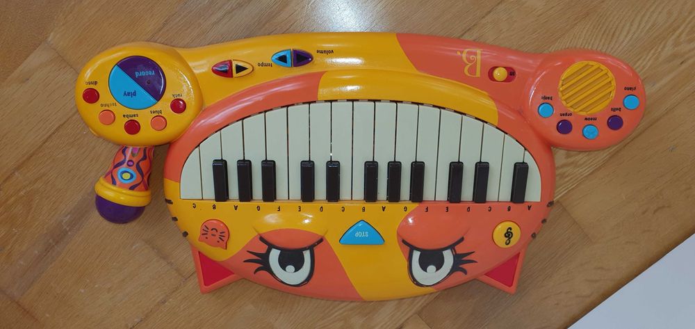 Brinquedo piano criança