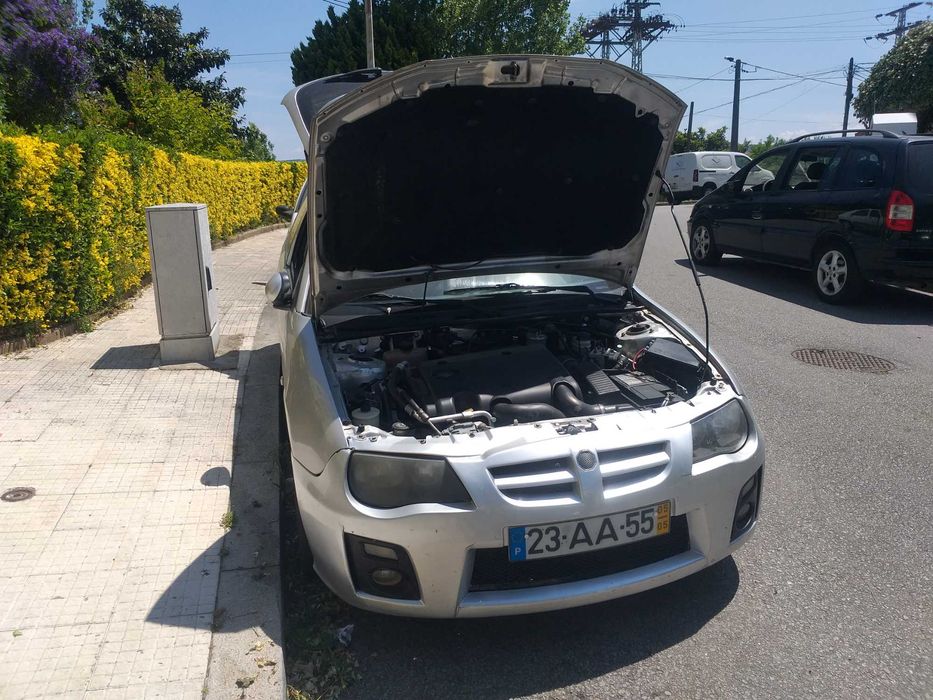 Para venda ou troca por carro familiar