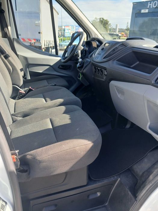 Ford Transit 350-130 ano 2019
