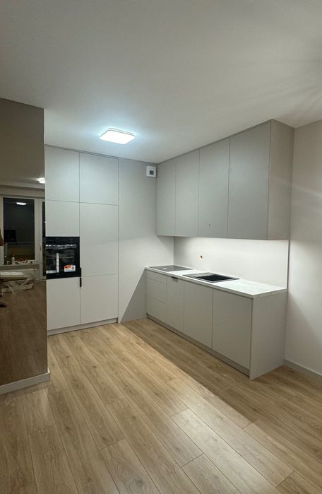 Wynajmę mieszkanie 2 pokoje ( cena z garażem)