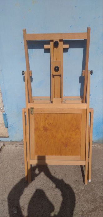 Мольберт професиональный.