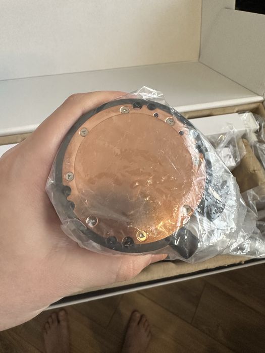 Продам Gigabyte Aorus Waterforce ll 360 Ice