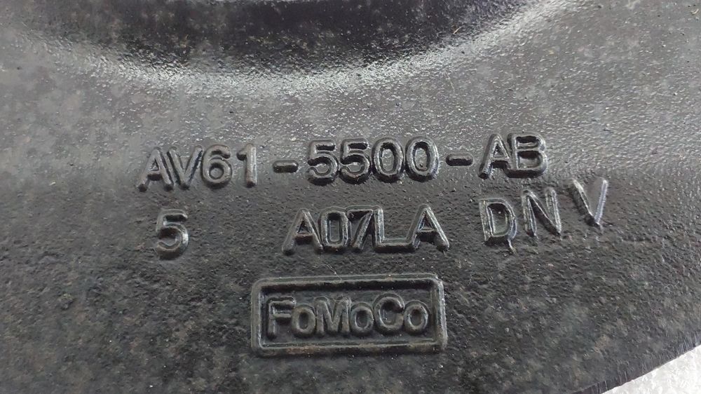 Braço de suspensão trás esquerdo FORD C-Max II (DXA/CB7, DXA/CEU)