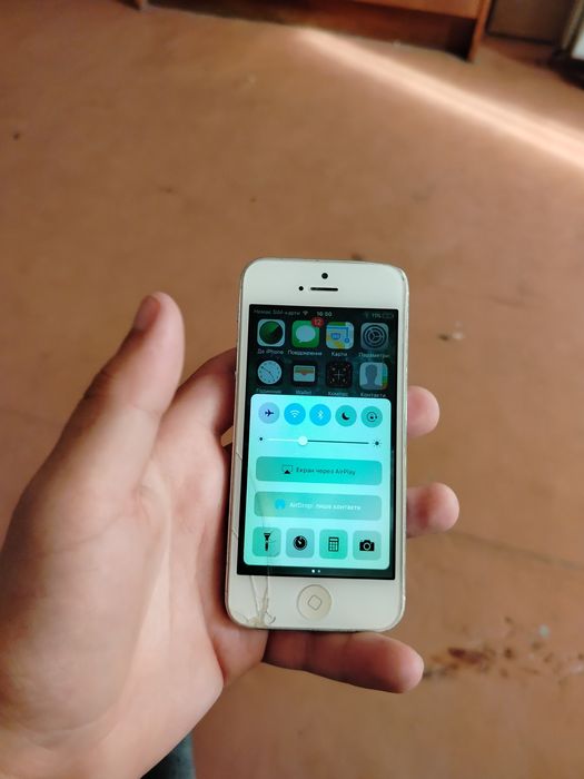 iPhone 5 12 гб робочий