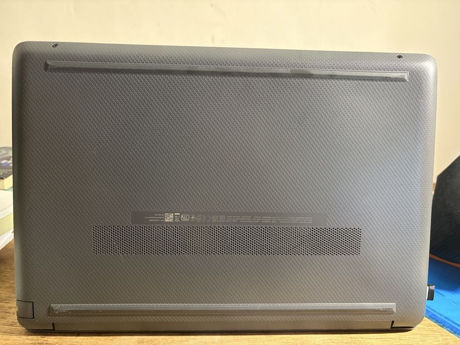 HP 250 G9 15,6” в гарному стані