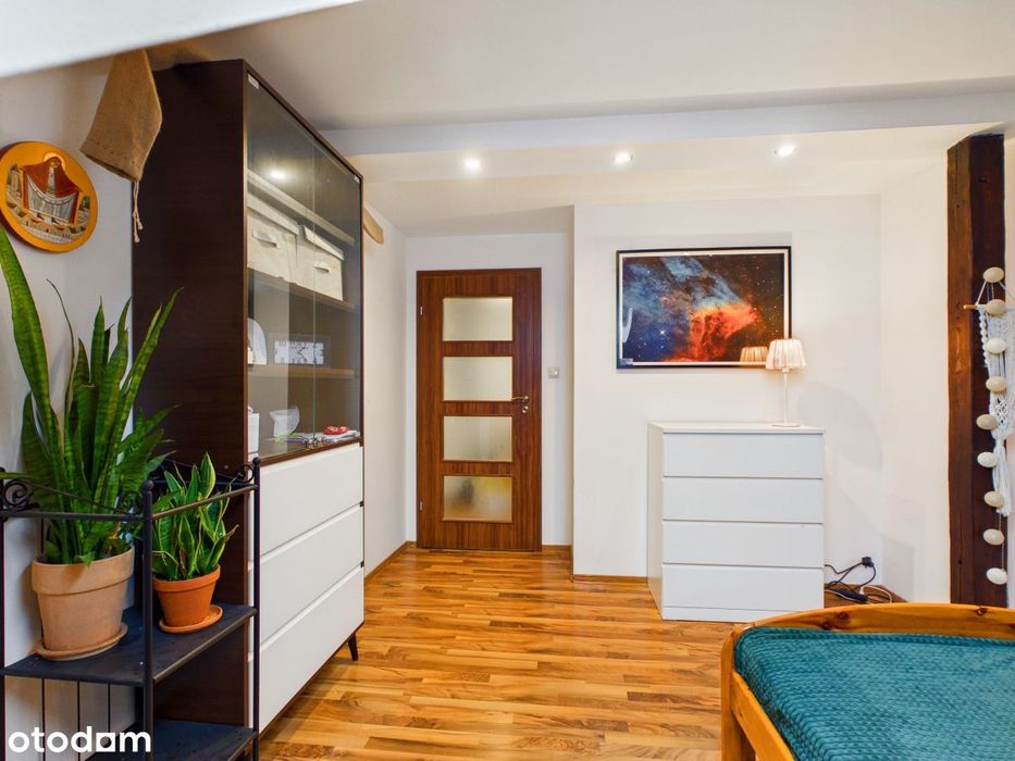 Taras i antresola / 120m2 przestrzeni