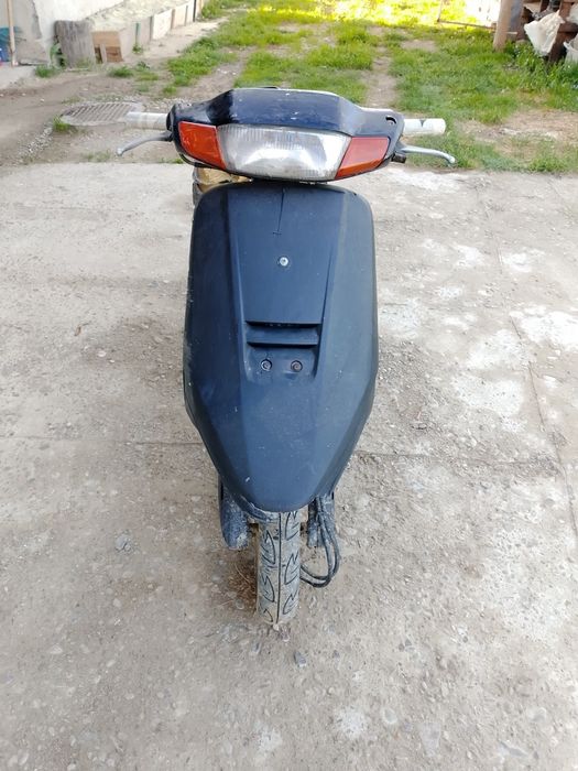 Продам скутер за 7000 honda dio