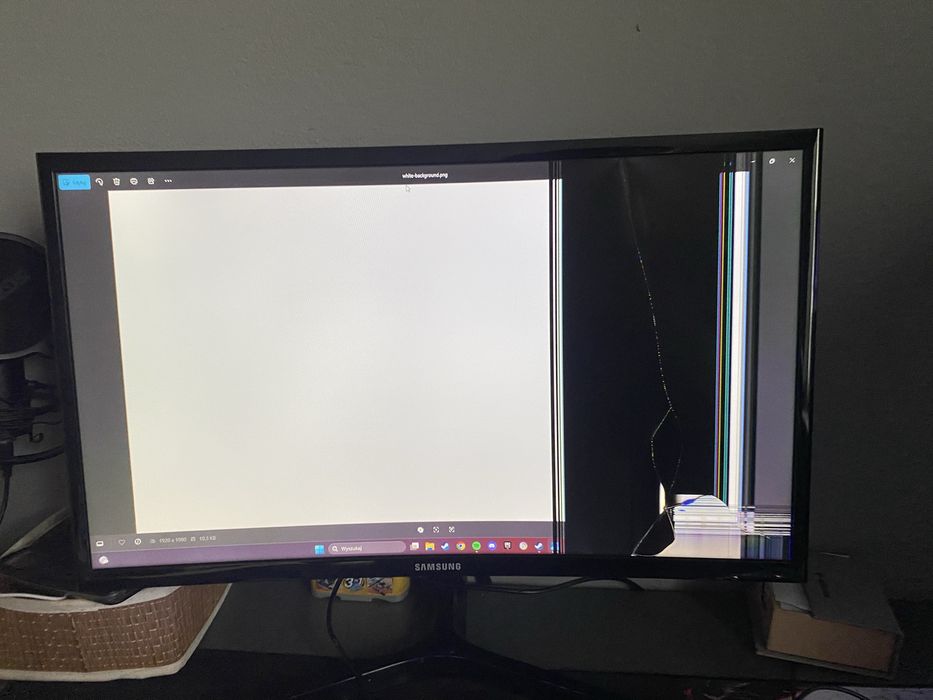 Monitor samsung 144hz uszkodzony
