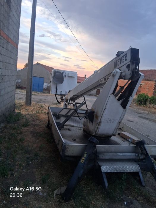 Grua de 14 metros (como nova )