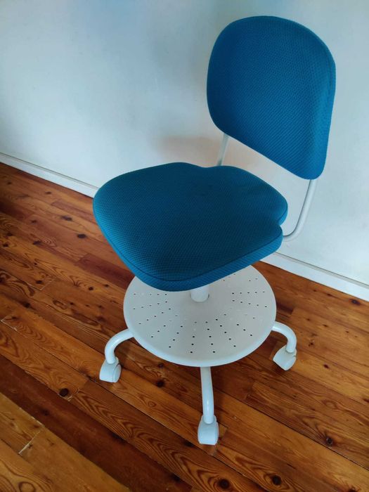 Cadeira júnior para secretária
