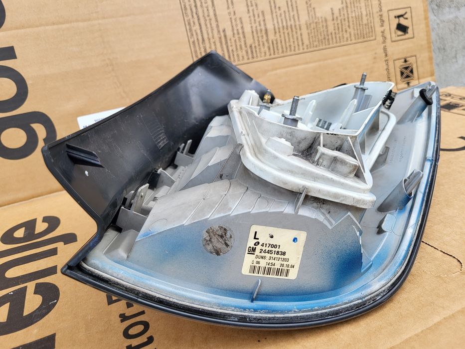 Lampa Lewa Tylna Lewy Tył Opel Astra H Kombi 2004 1.9 CDTi