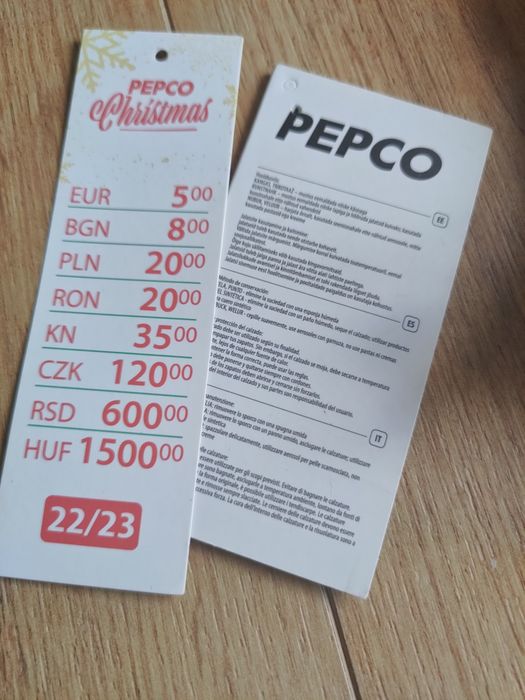 Nowe Kapcie renifery cekiny świąteczne r.19 r.20 r.21