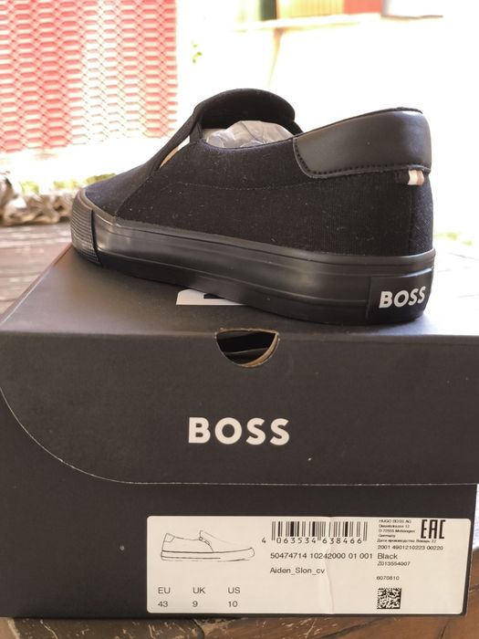 Ténis Slip-on BOSS 42 Novos