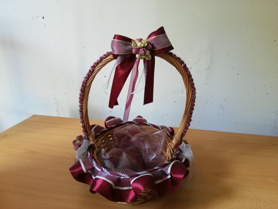 Cesta decorada para brindes