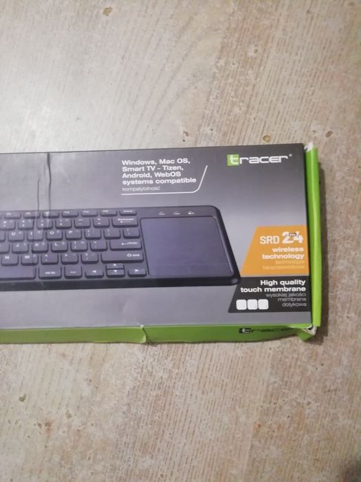 Klawiatura z touchpadem