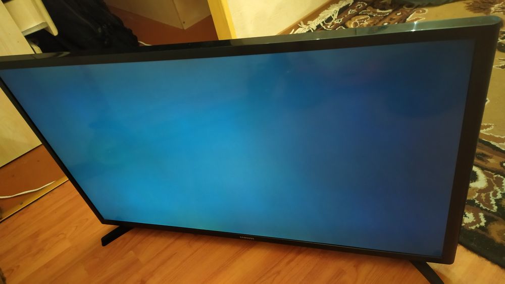 Телевизор Samsung UE32J5200AK